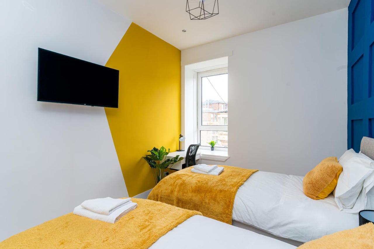 Cheerful 2 Bedroom Homely Apartment, Sleeps 6 Guest Comfy, 3X Double Bed, Parking, Free Wifi, Suitable For Business, Leisure Guest,Glasgow, Glasgow West End, Near City Centre Ngoại thất bức ảnh
